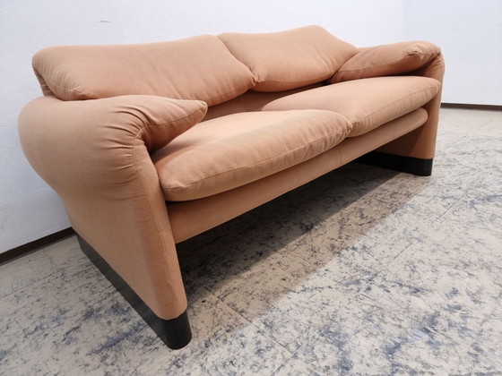 Image 1 of Cassina Maralunga two-seater fabric designer sofa Magistretti in apricot