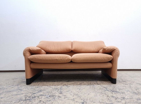 Image 1 of Cassina Maralunga two-seater fabric designer sofa Magistretti in apricot