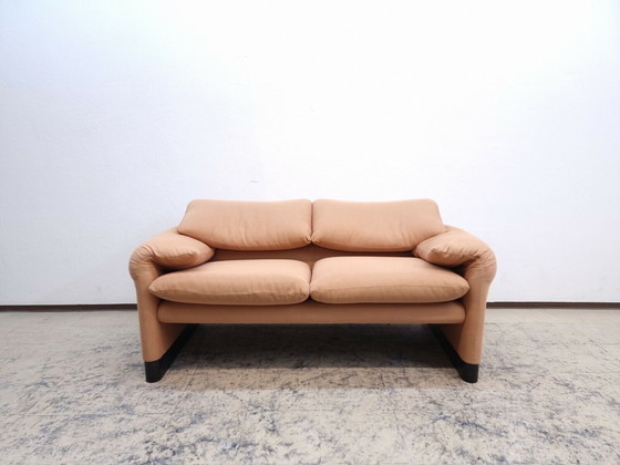 Image 1 of Cassina Maralunga two-seater fabric designer sofa Magistretti in apricot