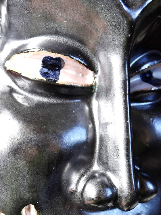 Image 1 of African style mask glazed ceramic to be identified