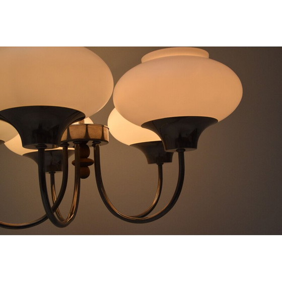 Image 1 of Lampadario vintage in vetro e legno, Repubblica Ceca, anni '60