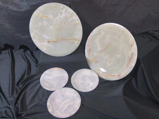 Set of Bowls And Dishes