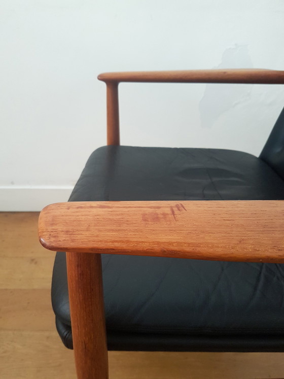 Image 1 of Vintage Arne Vodder 341 armchair in teak and leather