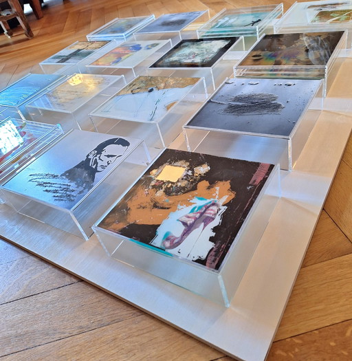 Pictures in plexiglass frames