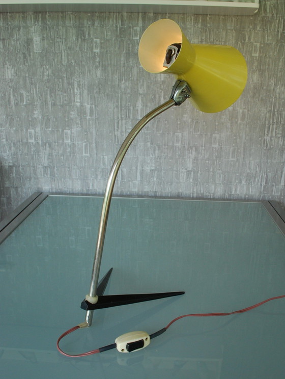 Image 1 of Vintage Table Lamp