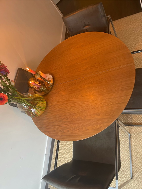 Image 1 of Wooden round dining table arco