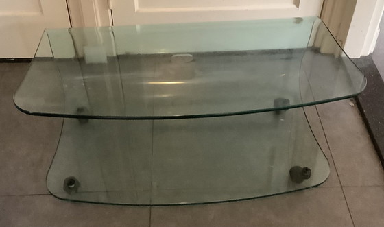 Image 1 of Design Italian Fiam curved glass TV cabinet/coffee table