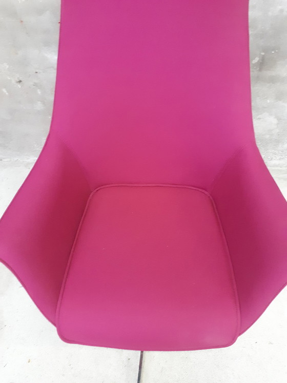 Image 1 of pink design armchair