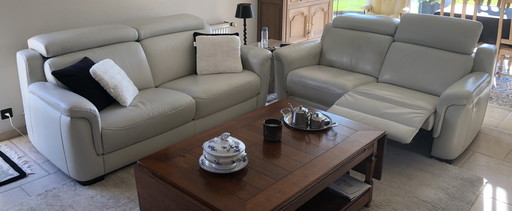 Chairhouse Leather Relax 2 Seat And A 2.5 Sofa.