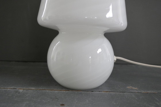 Image 1 of Lampada vintage in vetro a forma di fungo
