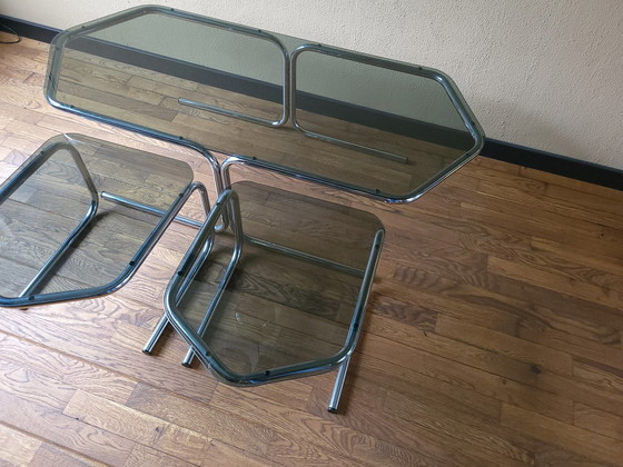 Image 1 of Vintage coffee table