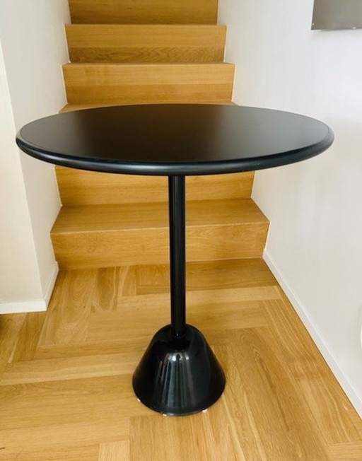 Zanotta Servomostre Side Table Design A. Castiglioni