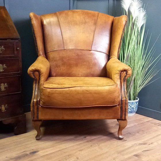 Image 1 of Sillón orejero característico de piel de oveja