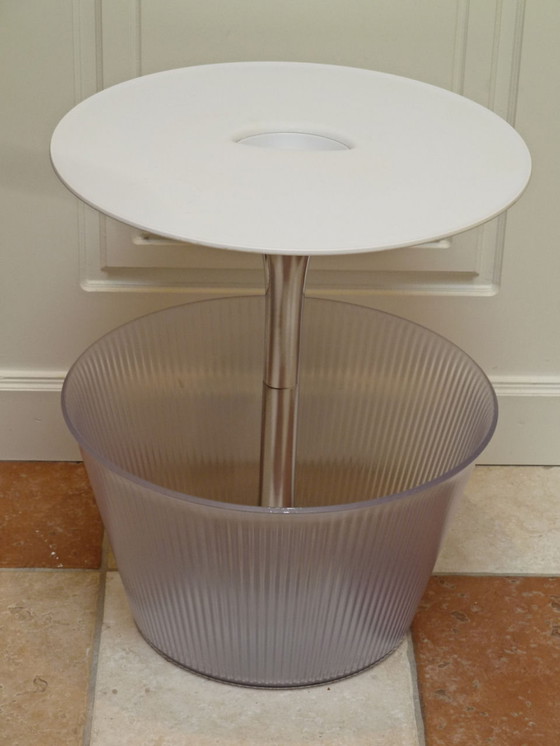 Image 1 of Alessi Pick-Up table