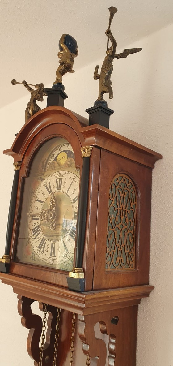 Image 1 of Frisian Tail Clock