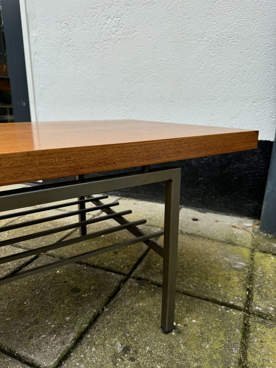 Image 1 of Table basse en teck moderne Mid Century