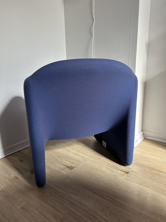 Image 1 of Artifort Ben chair