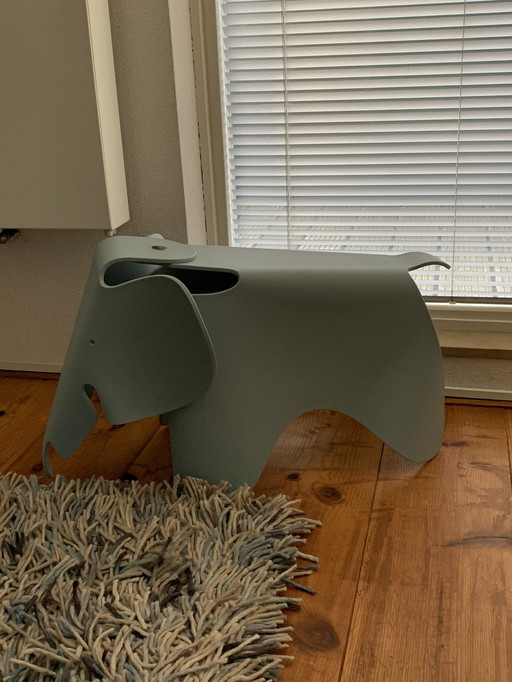 Vitra Elephant Stool