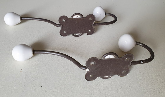 Image 1 of 4x Coat hooks