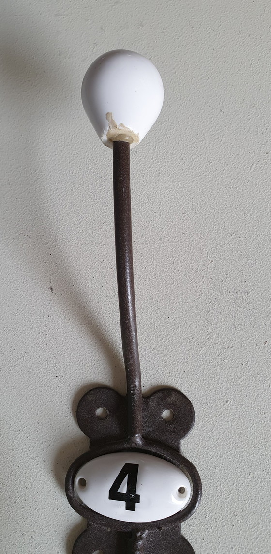 Image 1 of 4x Coat hooks