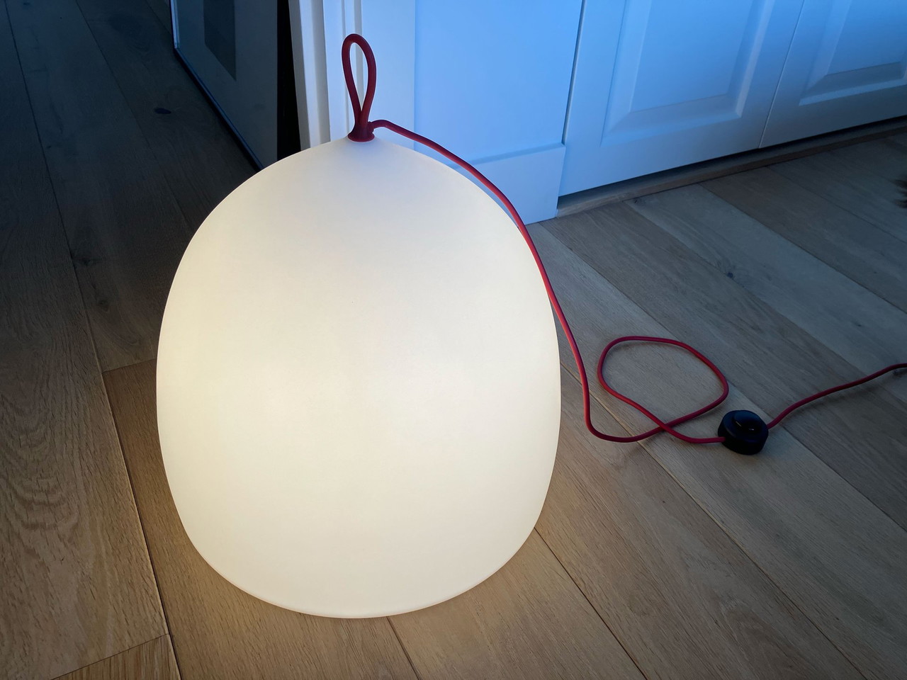 Fritz Hansen Suspense Nomad Floor Lamp | €80 | Whoppah
