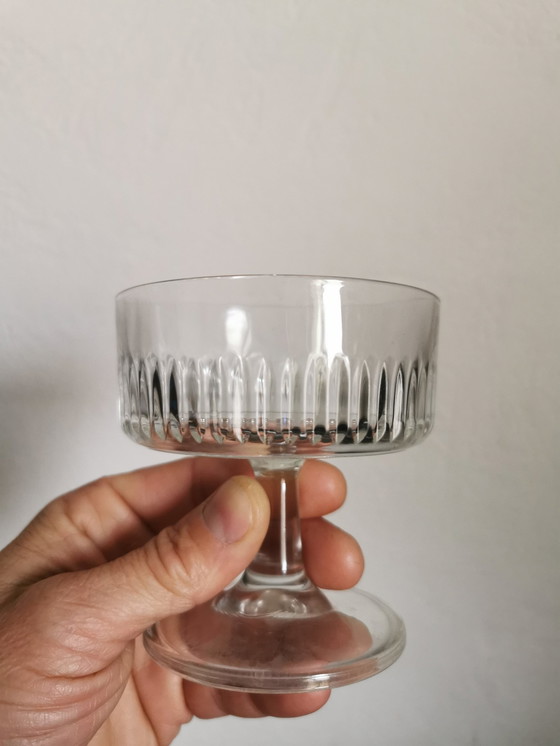 Image 1 of 6 Champagne 60'S Cups