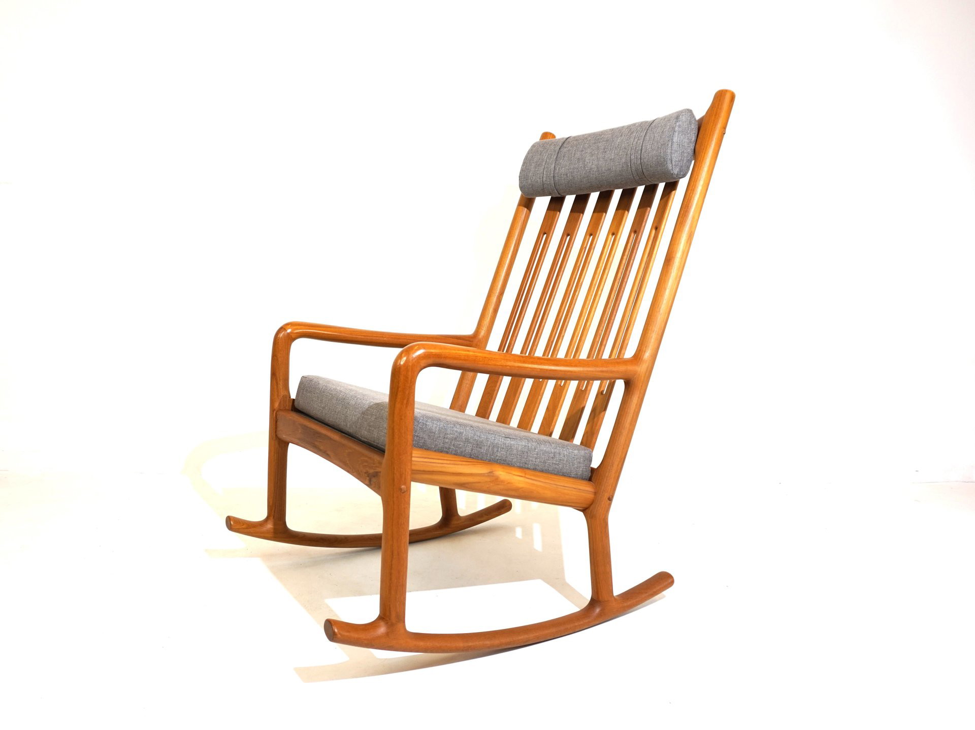 Hans Olsen teak rocking chair for Juul Kristensen 1 195 Whoppah