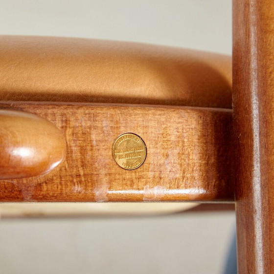 Image 1 of Vintage 210 P beech chair by Thonet