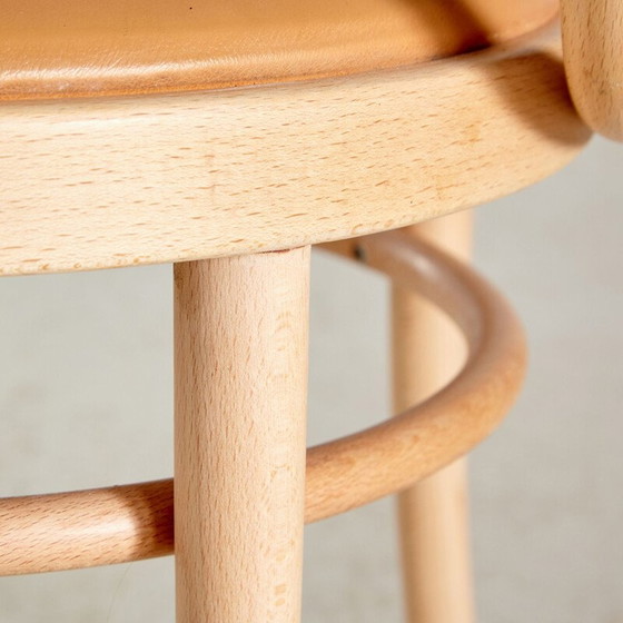 Image 1 of Vintage 210 P beech chair by Thonet