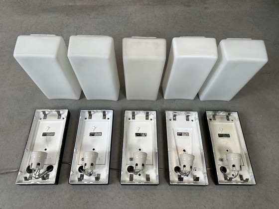 Image 1 of 5 lampade da parete vintage BEGA - opaline