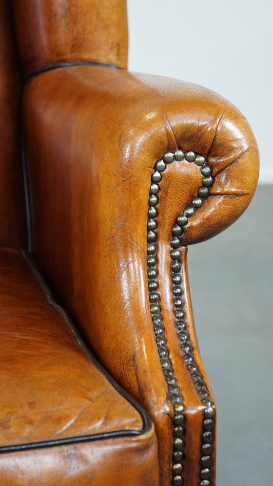 Image 1 of Poltrona con orecchioni in pelle di pecora