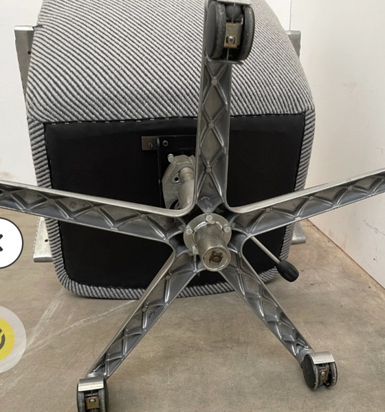 Image 1 of Poltrona vintage Artifort