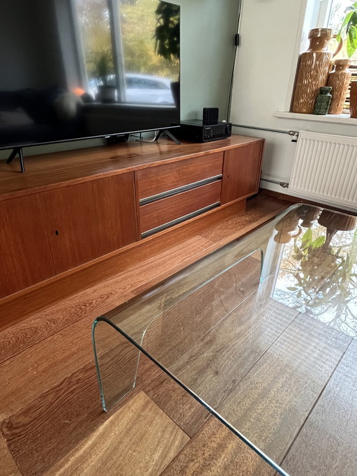 Table basse design en verre