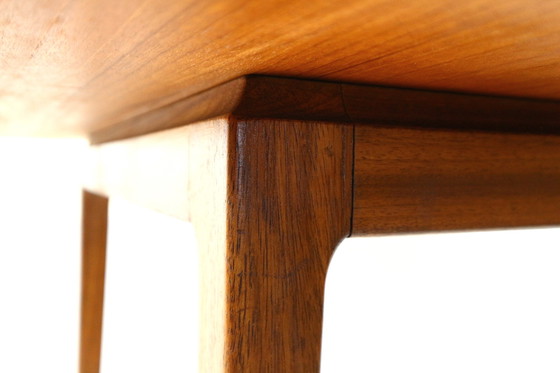 Image 1 of Vintage dining table