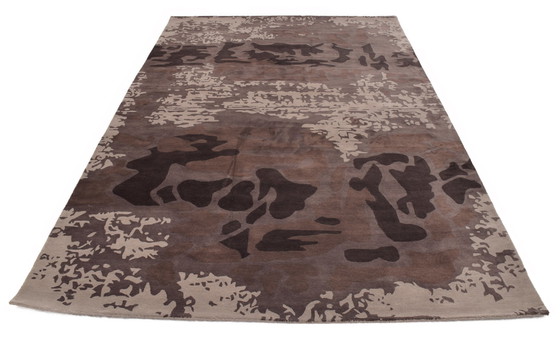 Image 1 of House of Rugs Strong XXL Carpet