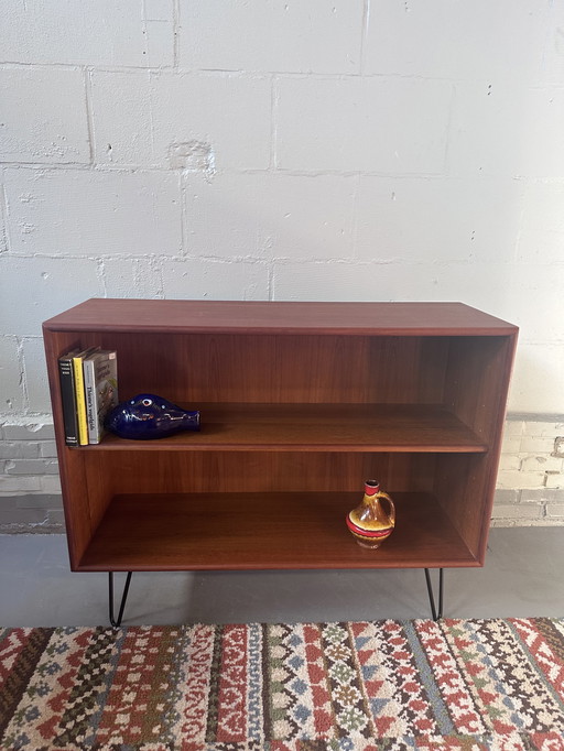 Hairpin cabinet bookcase