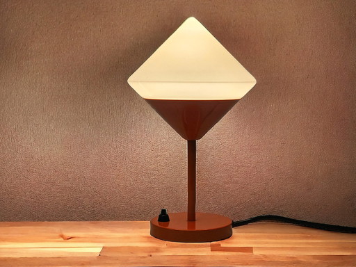 Bauhaus table lamp