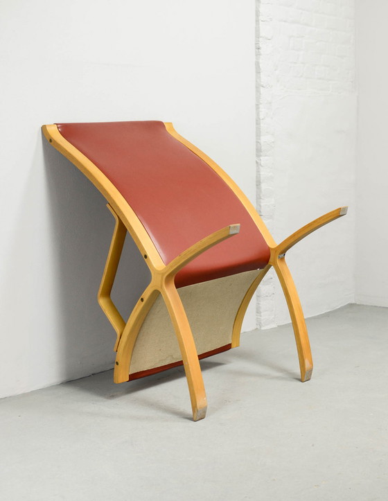 Image 1 of 2 Paire de chaises longues AX en cuir rouge à haut dossier rembourré Fritz Hansen par Hvidt et Molgaard Nielsen