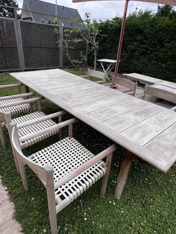 Image 1 of Table et chaises de jardin Dedon