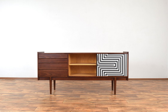 Image 1 of Mid-Century Op-Art Hand-Painted Walnut Sideboard From Bytomskie Fabryki Mebli, 1960S.