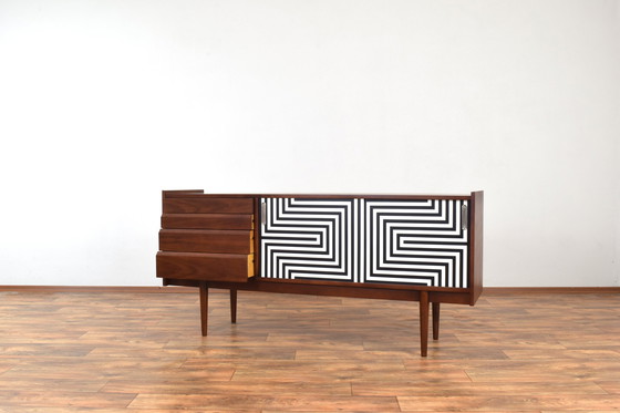 Image 1 of Mid-Century Op-Art Hand-Painted Walnut Sideboard From Bytomskie Fabryki Mebli, 1960S.