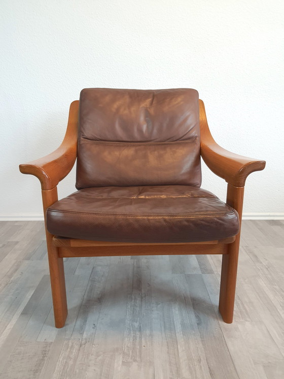 Image 1 of Poul Jeppesen Design danois Fauteuil vintage Easy Chair teck cuir