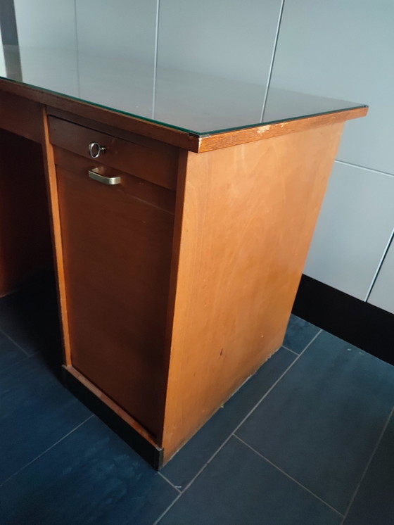 Image 1 of Very nice 40's oak veneered desk.