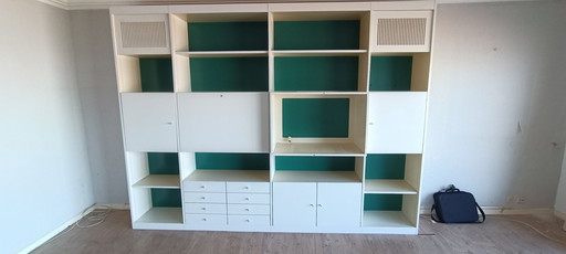 Interlubke Wall Unit