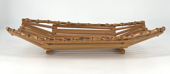 Image 1 of Cesta de frutas de bambú de mediados de siglo, tazón