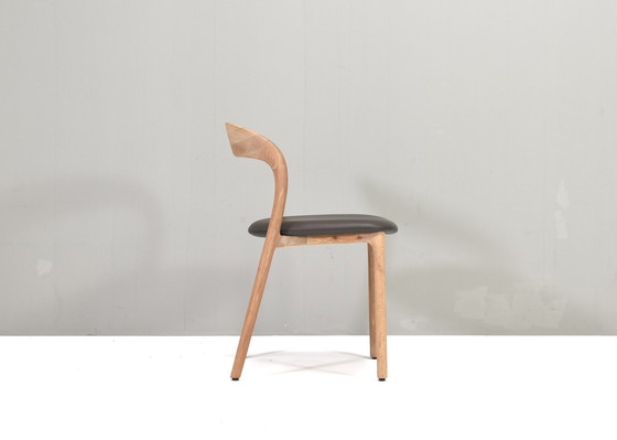 Image 1 of Artisan Neva light chair in Oak and Taupe leather, Bosnia