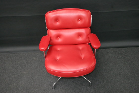 Image 1 of Vitra Lobby Chair