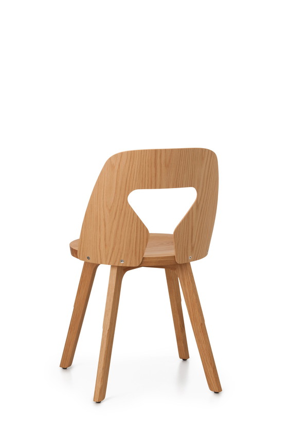 Image 1 of 4x unused oak chairs design Alfredo Haberli for Quodes