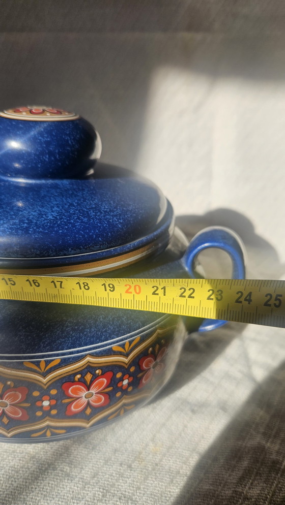 Image 1 of Bellissima padella retrò in ceramica blu con motivo floreale arancione