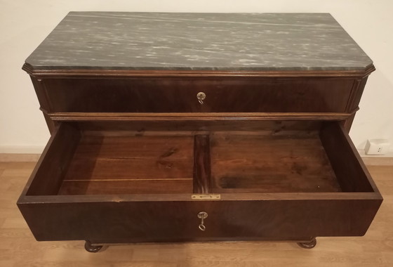 Image 1 of 19th Century Italian Handmade Chest of Drawers in Walnut and Brass